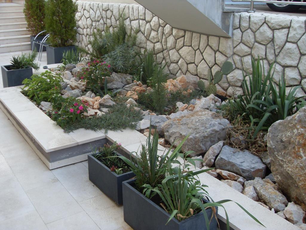 Apartments Ilona โนวีวีโนดอลสกี ภายนอก รูปภาพ